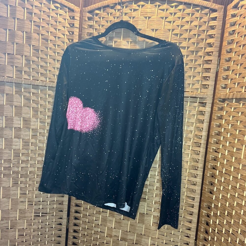 Unknown | Black | Glitter Speckle Pink Heart Long Sleeve Top